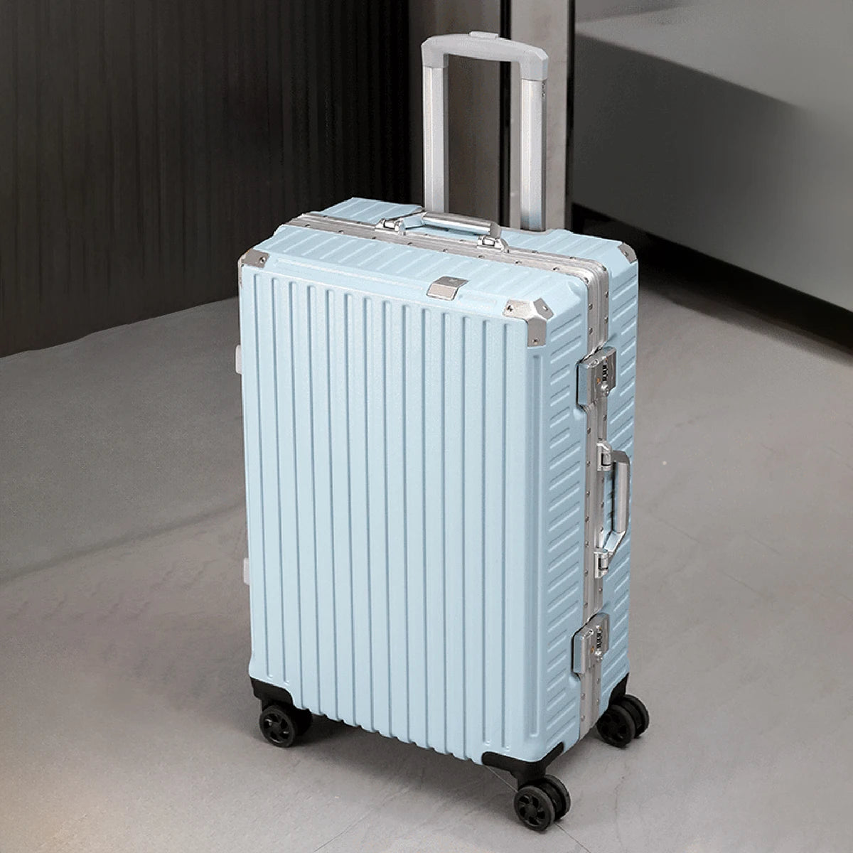 Trolley Luggage 20 24 26 28" Aluminum Frame Rolling Luggage USB