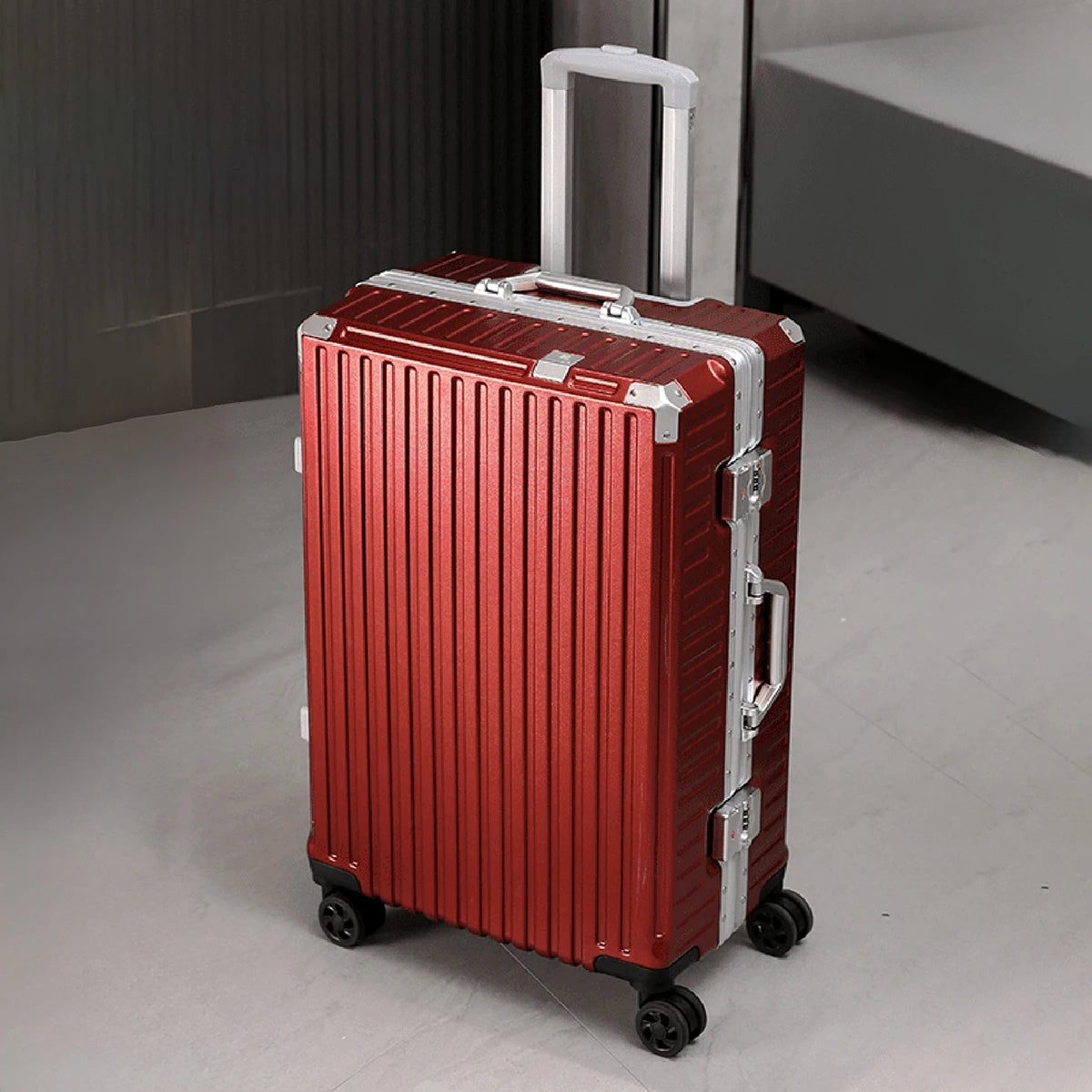 Trolley Luggage 20 24 26 28" Aluminum Frame Rolling Luggage USB